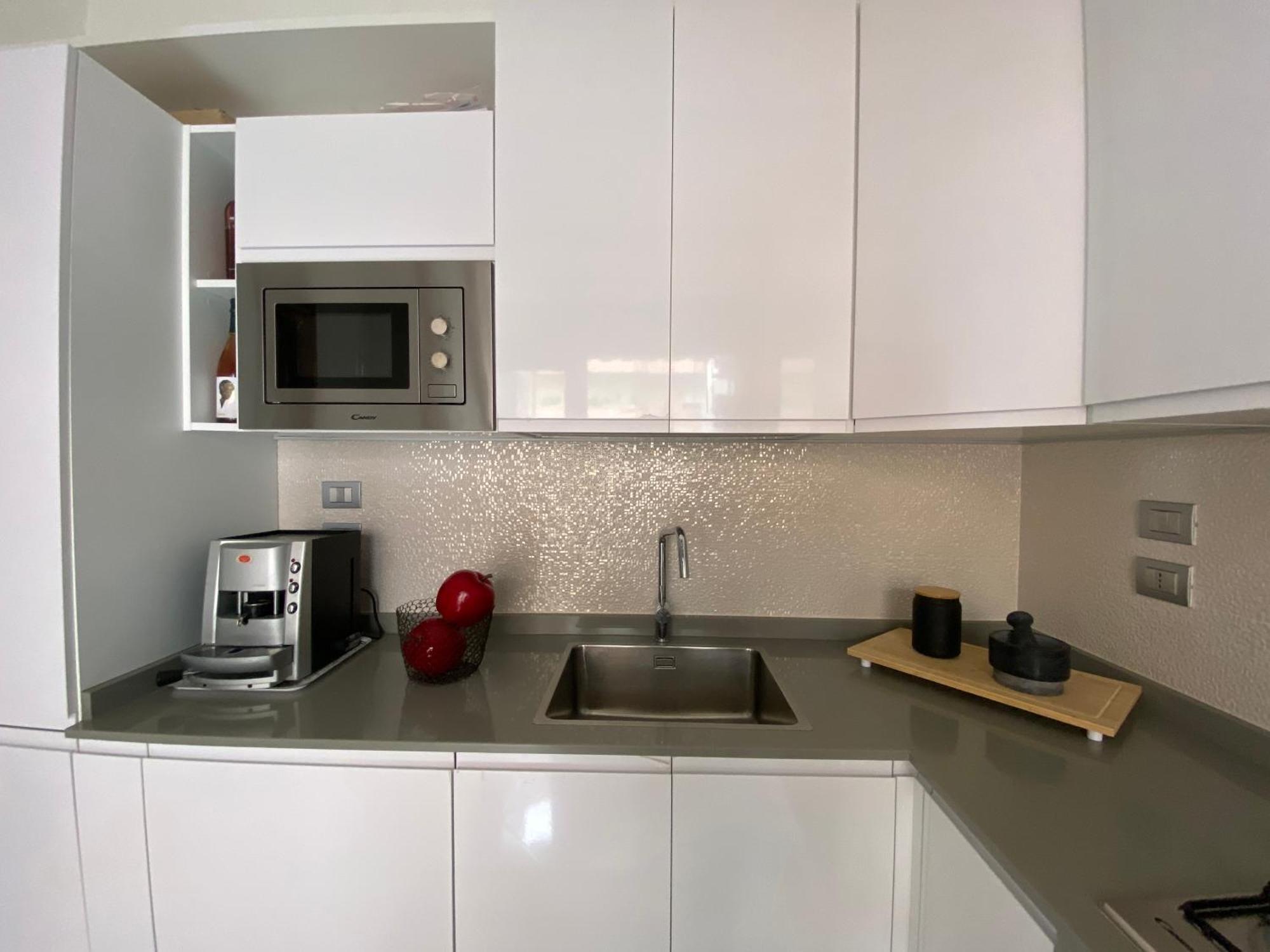 Апартаменты Julie'S House Lecce City Center Экстерьер фото