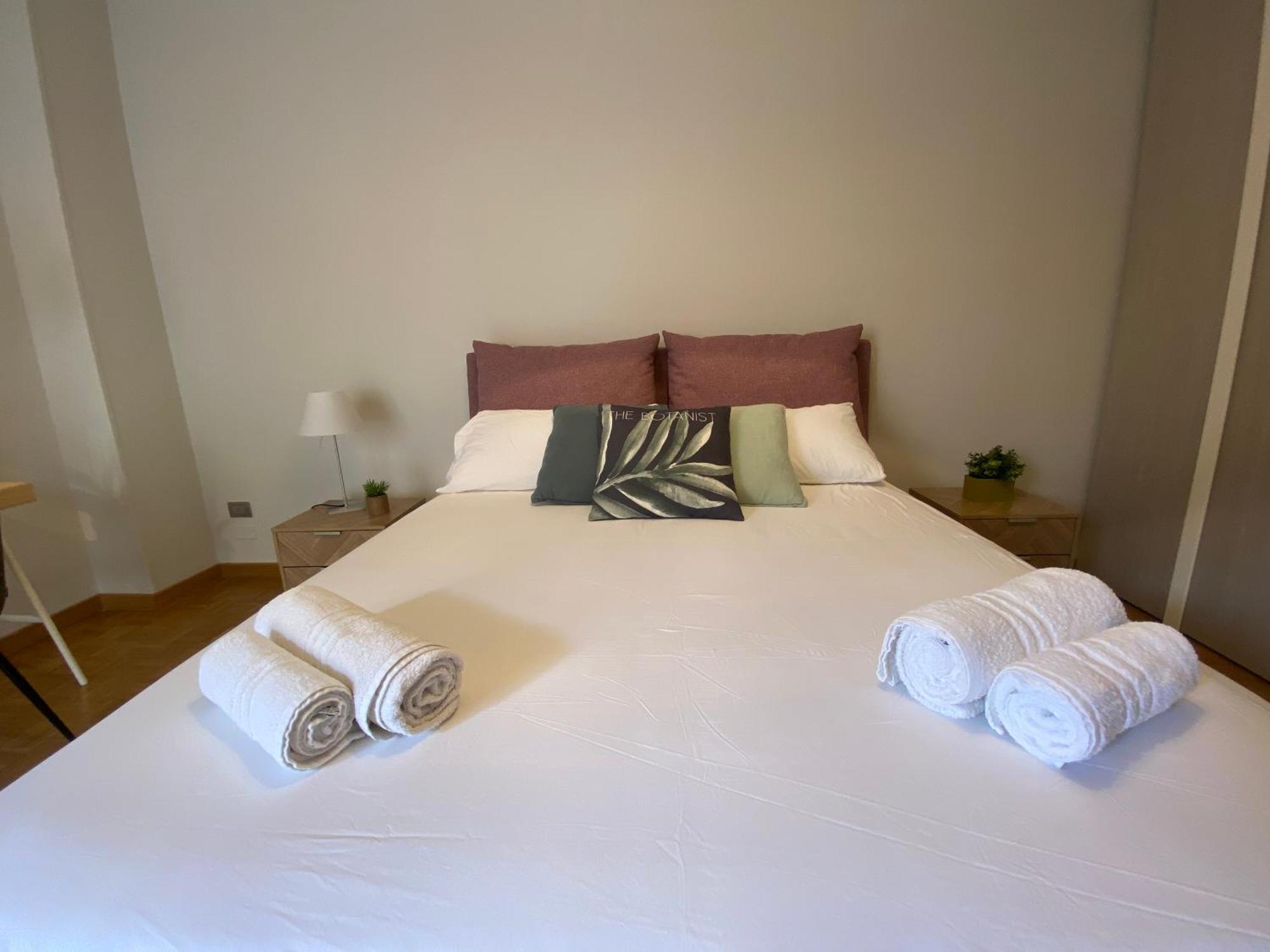 Апартаменты Julie'S House Lecce City Center Экстерьер фото