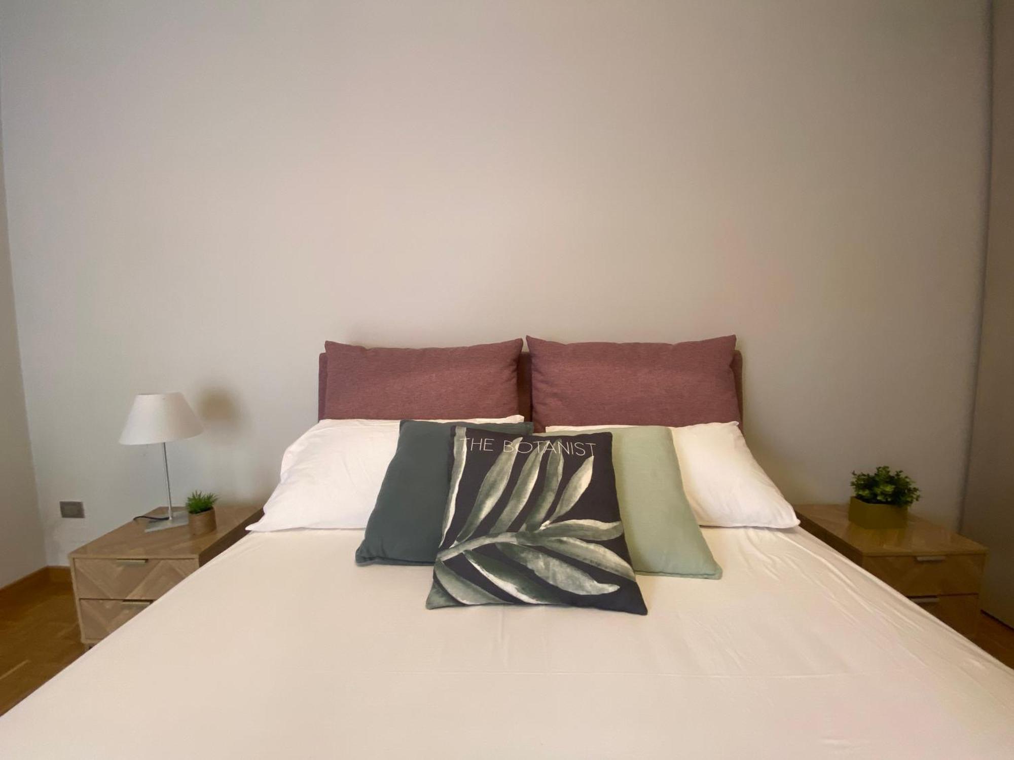 Апартаменты Julie'S House Lecce City Center Экстерьер фото